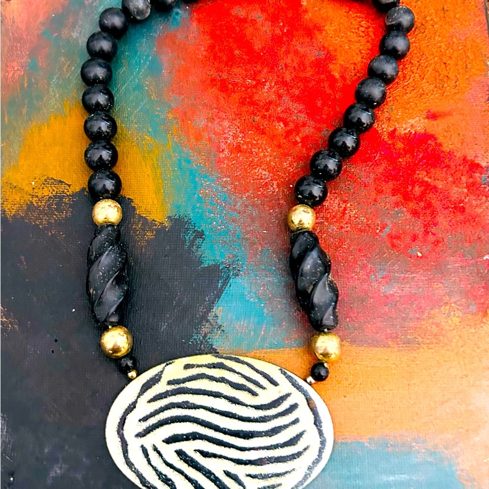 LETS GET WILD! 🦓 ZEBRA BEADED NECKLACE!